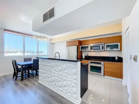 244 Biscayne Boulevard Miami FL 33132