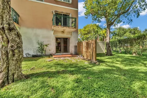 10018 Hammocks Boulevard Miami FL 33196