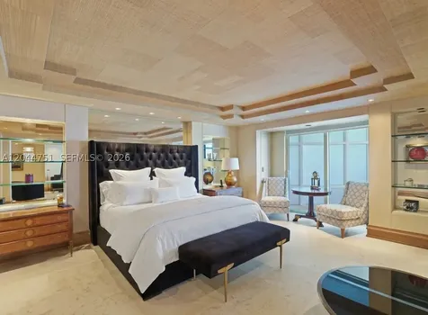 5025 Collins Avenue Miami Beach FL 33140