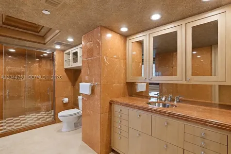 5025 Collins Avenue Miami Beach FL 33140