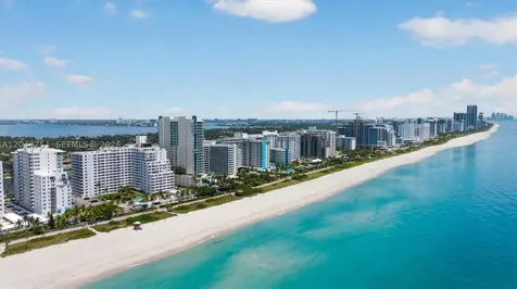 5025 Collins Avenue Miami Beach FL 33140