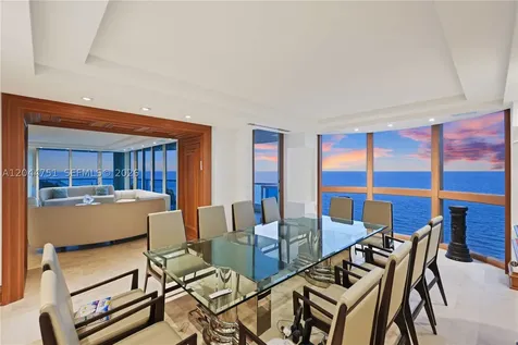 5025 Collins Avenue Miami Beach FL 33140