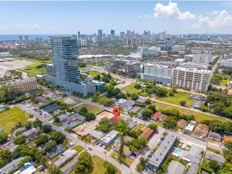 211 SE 10th Street Hallandale Beach FL 33009