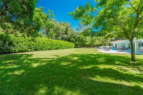 12121 SW 64th Avenue Pinecrest FL 33156