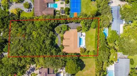 12121 SW 64th Avenue Pinecrest FL 33156
