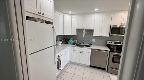 2901 S Palm Aire Drive Pompano Beach FL 33069