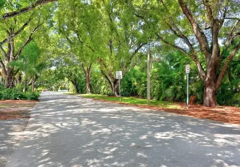 1205 Mariposa Avenue Coral Gables FL 33146