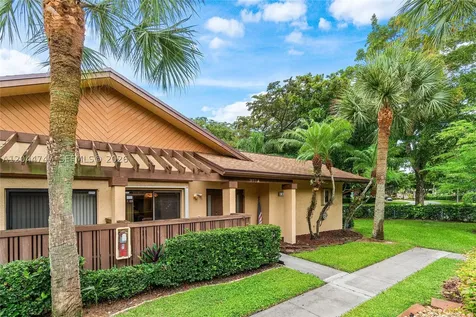 3953 Cocoplum Circle Coconut Creek FL 33063