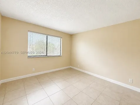 405 Lakeview Drive Weston FL 33326