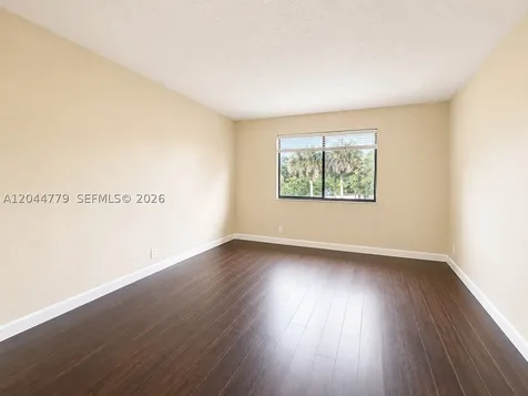 405 Lakeview Drive Weston FL 33326