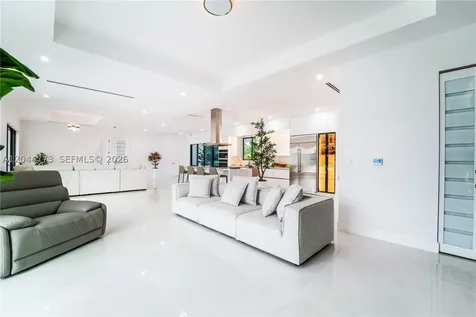 9630 SW 10th Terrace Miami FL 33174