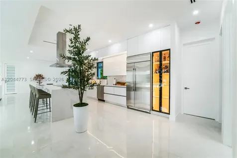 9630 SW 10th Terrace Miami FL 33174