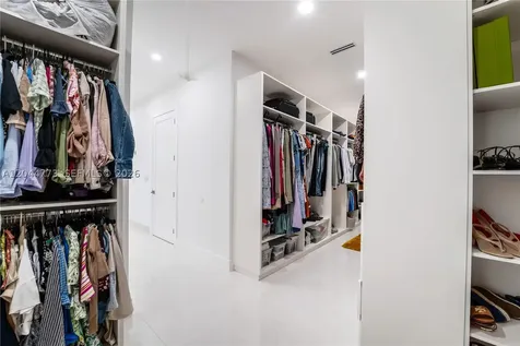 9630 SW 10th Terrace Miami FL 33174