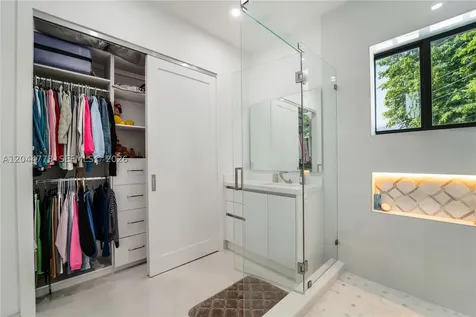 9630 SW 10th Terrace Miami FL 33174