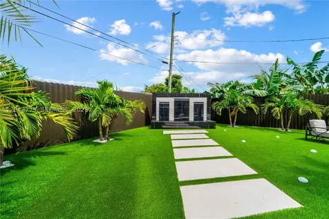 9630 SW 10th Terrace Miami FL 33174