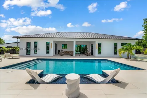9630 SW 10th Terrace Miami FL 33174