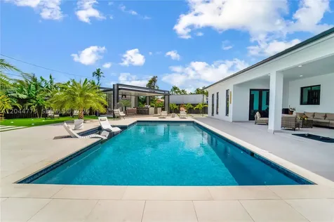 9630 SW 10th Terrace Miami FL 33174