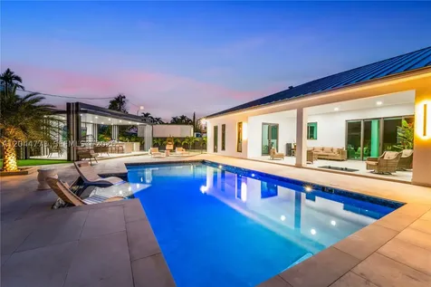 9630 SW 10th Terrace Miami FL 33174