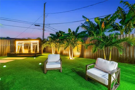 9630 SW 10th Terrace Miami FL 33174
