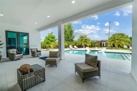 9630 SW 10th Terrace Miami FL 33174