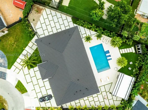 9630 SW 10th Terrace Miami FL 33174