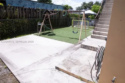 1226 SW 30th Avenue Miami FL 33135