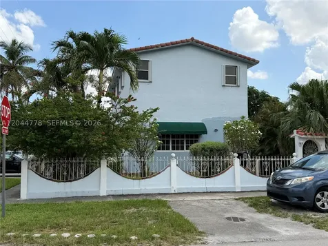 101 E 51st Place Hialeah FL 33013
