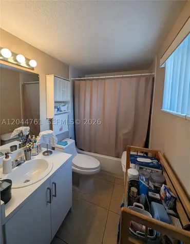 21 E 3rd Street Hialeah FL 33010