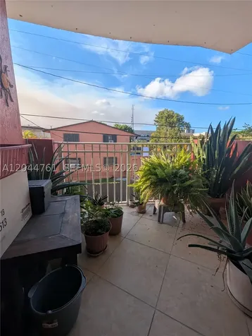 21 E 3rd Street Hialeah FL 33010