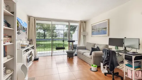 110 Fontainebleau Boulevard Miami FL 33172