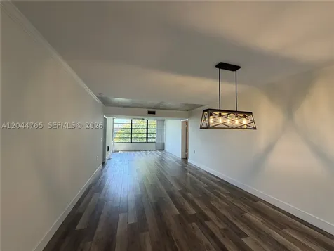 1705 Whitehall Drive Davie FL 33324