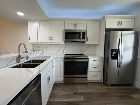1705 Whitehall Drive Davie FL 33324