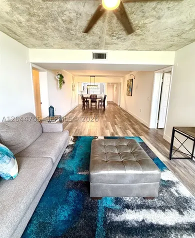 1705 Whitehall Drive Davie FL 33324