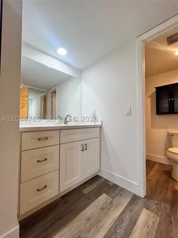1705 Whitehall Drive Davie FL 33324