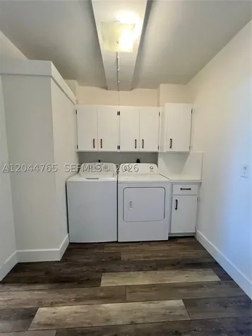 1705 Whitehall Drive Davie FL 33324