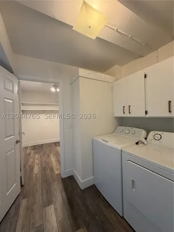 1705 Whitehall Drive Davie FL 33324