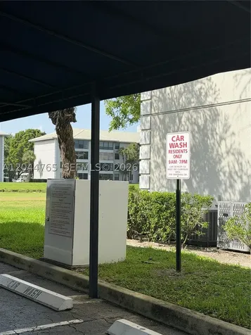 1705 Whitehall Drive Davie FL 33324