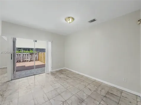 20964 SW 84th Avenue Cutler Bay FL 33189