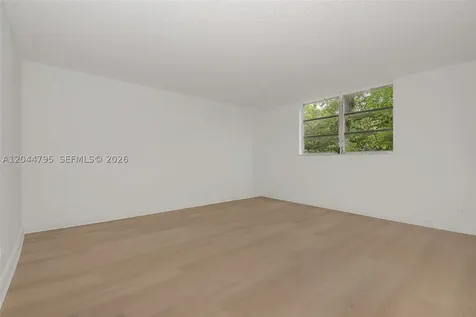 445 NE 195th Street Miami FL 33179