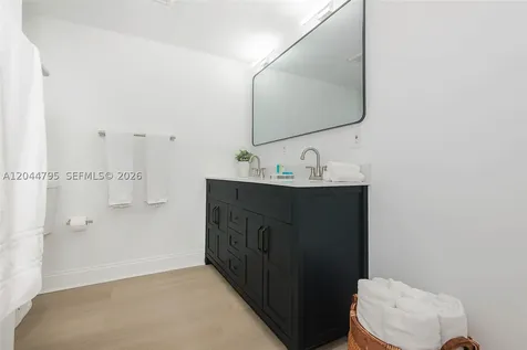 445 NE 195th Street Miami FL 33179