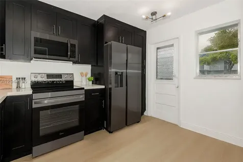 445 NE 195th Street Miami FL 33179