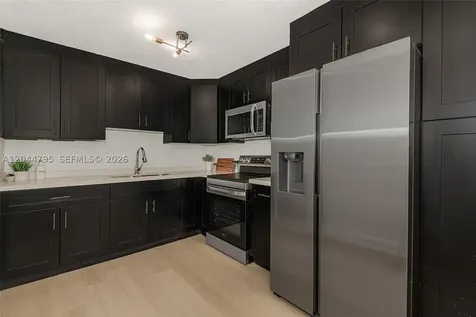 445 NE 195th Street Miami FL 33179