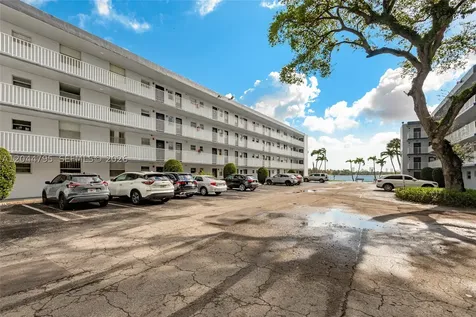 445 NE 195th Street Miami FL 33179