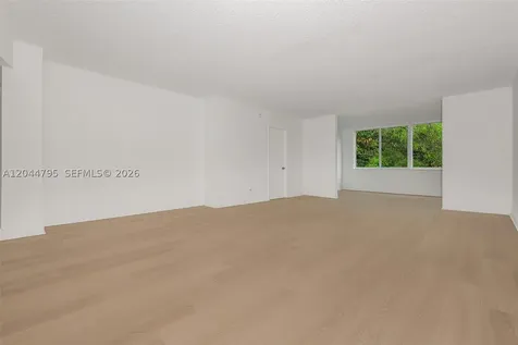 445 NE 195th Street Miami FL 33179