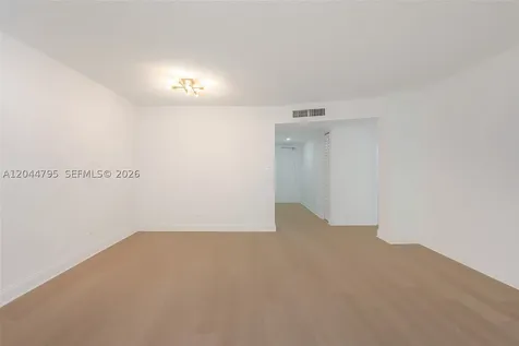 445 NE 195th Street Miami FL 33179