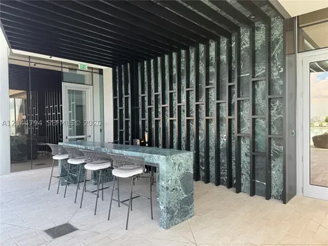 300 Biscayne Blvd Way Miami FL 33131