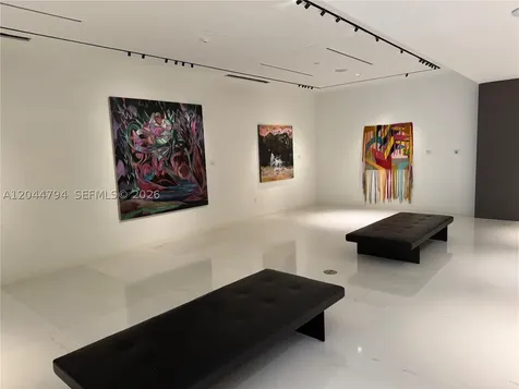 300 Biscayne Blvd Way Miami FL 33131