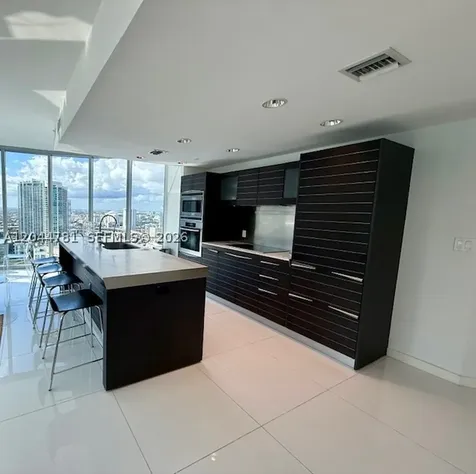 200 Biscayne Boulevard Way Miami FL 33131