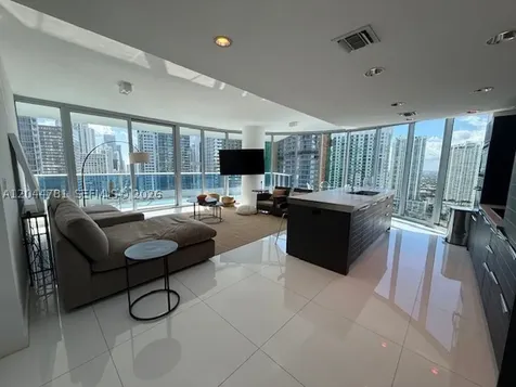 200 Biscayne Boulevard Way Miami FL 33131