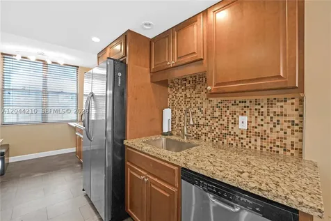 2901 NW 48th Avenue Lauderdale Lakes FL 33313